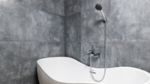 Die 10 besten Haushaltshacks für ein sauberes und ordentliches Badezimmer