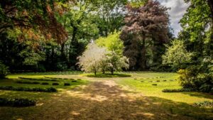 LED-Gartenlampen platzieren - 10 Tipps für das perfekte Ambiente-Licht im eigenen Garten