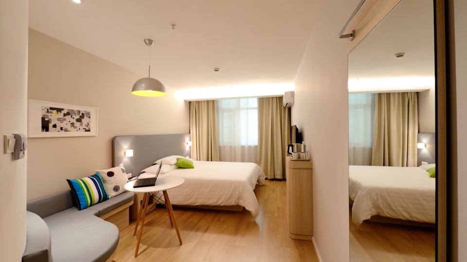 Top Materialien für Raumakustik beim Hausbau