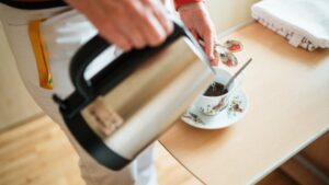 Wasserkocher reinigen 10 Tipps für eine perfekte Reinigung Ihres Wasserkochers