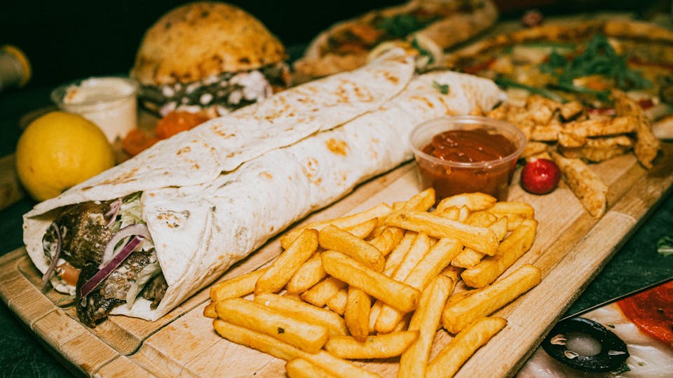 Wie viele Kalorien hat ein großer Döner Wir analysieren das für Euch