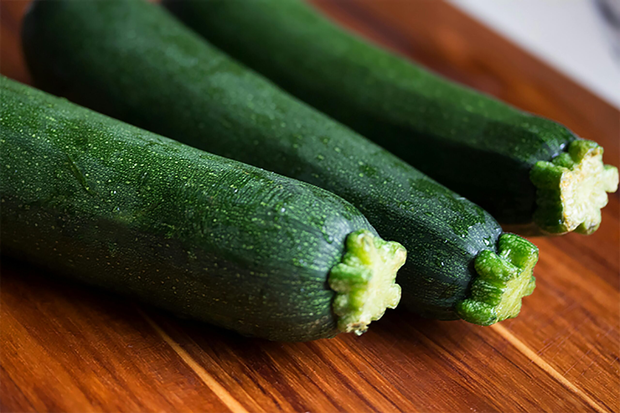 Kann man Zucchini roh essen? Erklärung