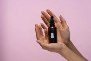 Kann man ein Gesichtsserum auch für de Beine benutzen?