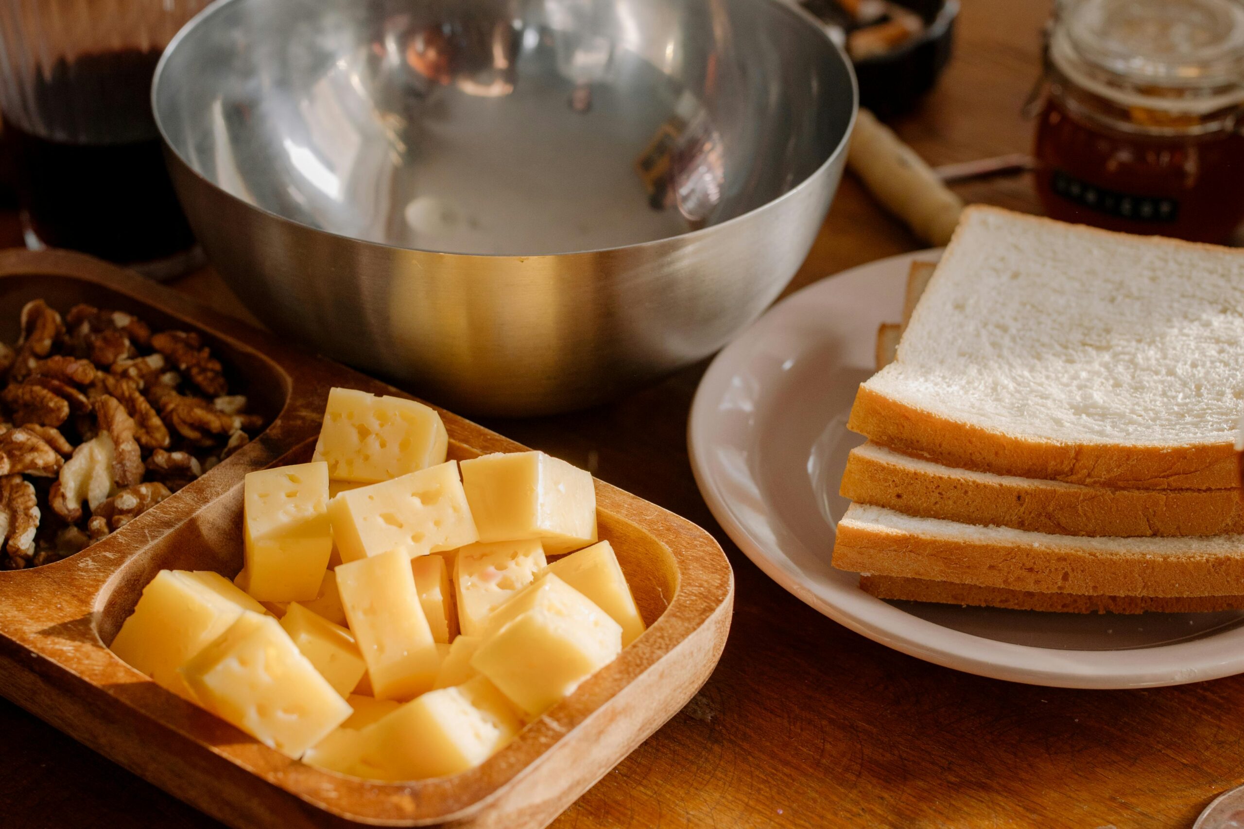 Mit welchem Messer kann man am besten Käse schneiden?