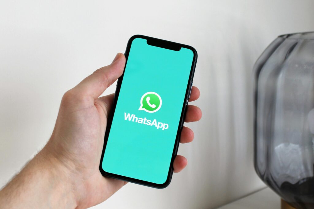 WhatsApp grün statt blau - woran liegt das? Lösung