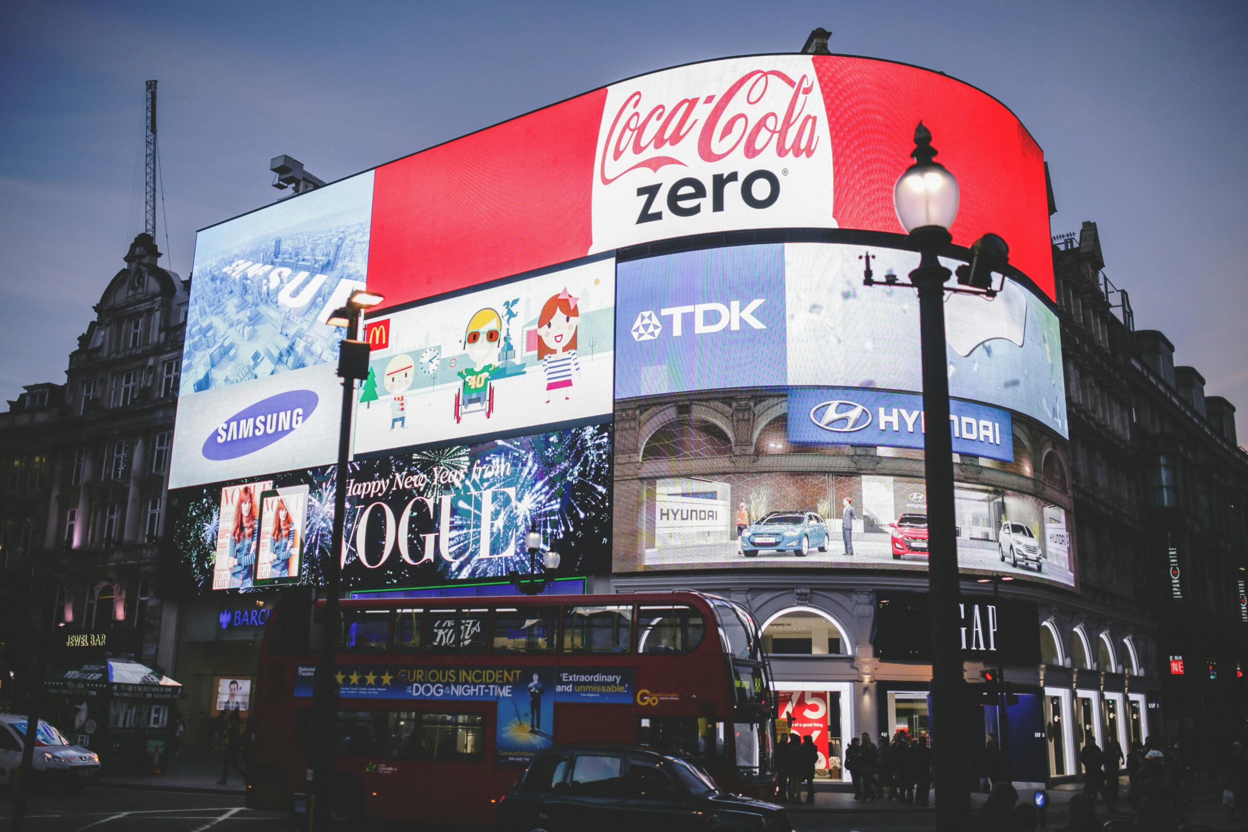Wo nervt euch Werbung am meisten? Internet, Plakate, TV oder am Handy?