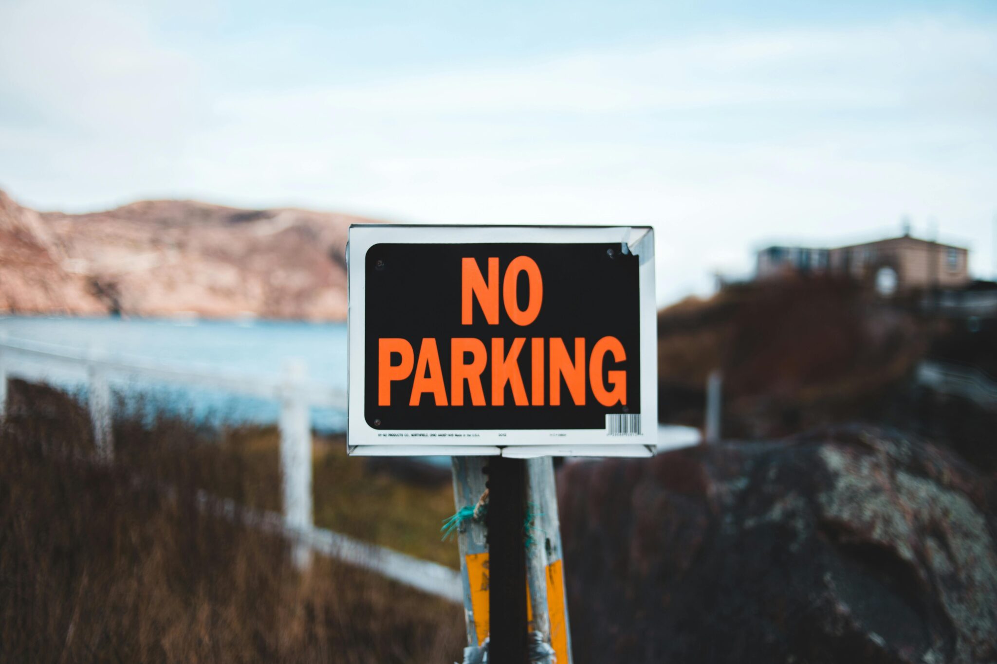 wo ist das parken verboten am fahrbahnrand