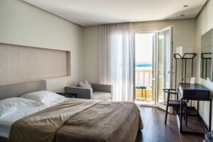 Boxspringbett knarrt und macht Geräusche - was kann man tun? Lösung