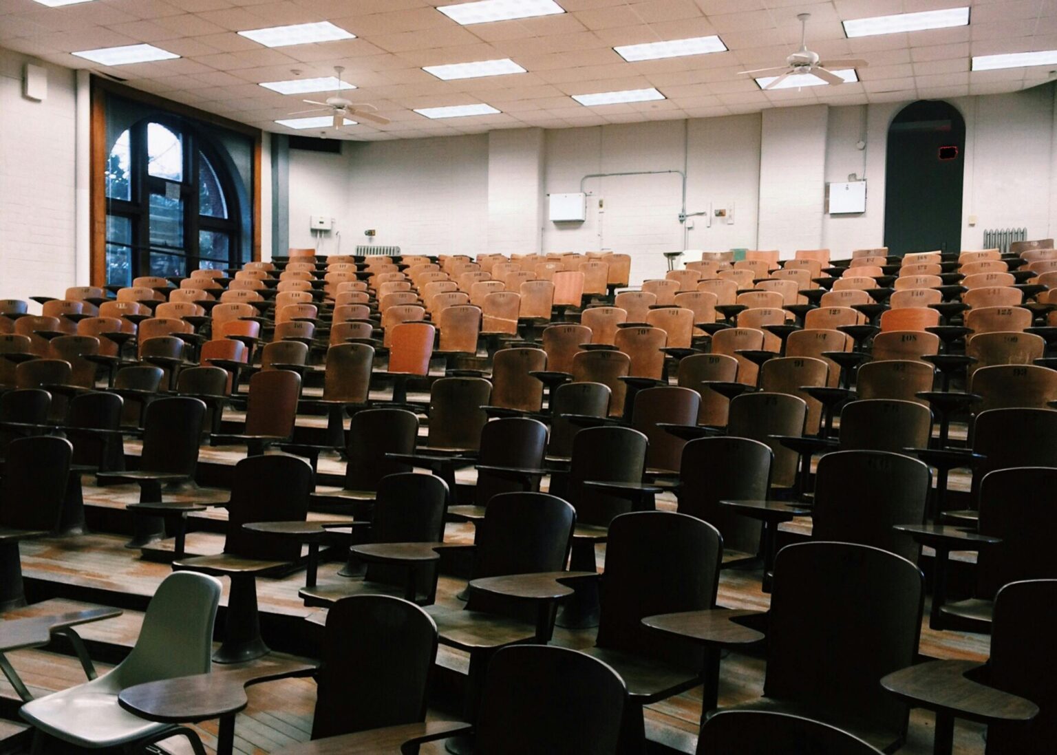 Was muss man bei einem Eignungsgespräch an der Uni für ein Grafikdesign-Studium beachten?