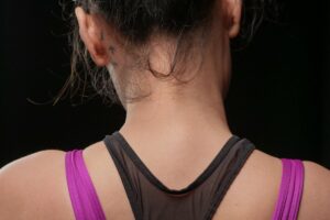 Nackenverspannungen lösen - einfache Tipps und Hausmittel