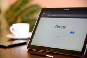 Wie kann man bei den Google Core Web Vitals den CLS-Fehler beheben