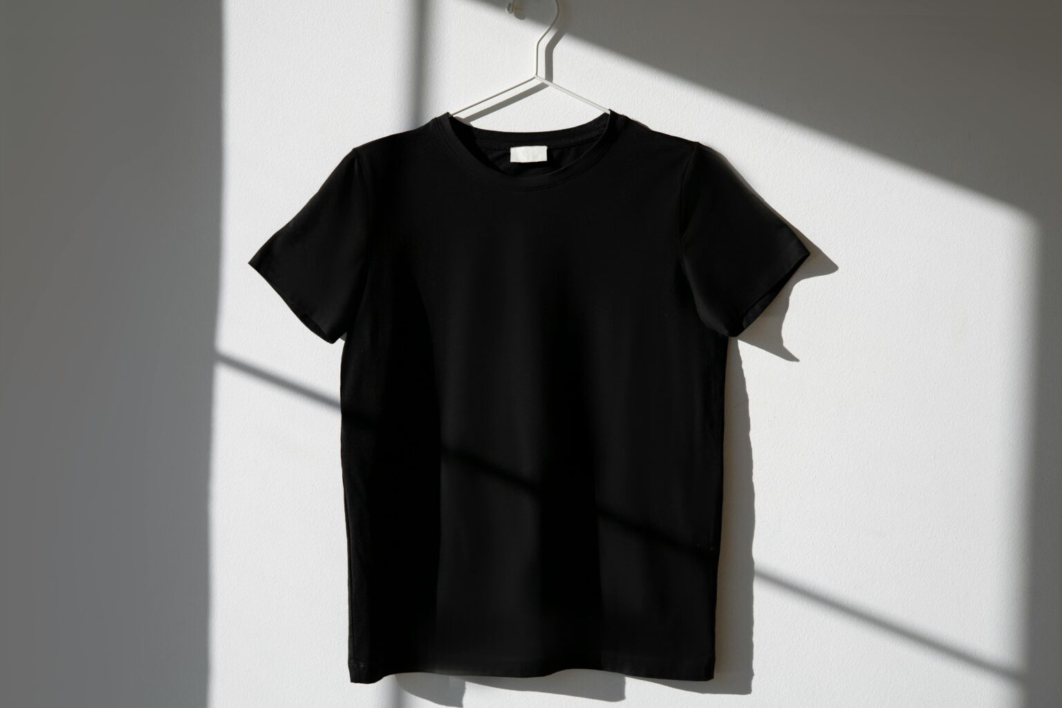 Wie finde ich seriöse Online-Shops für nachhaltige Mode?