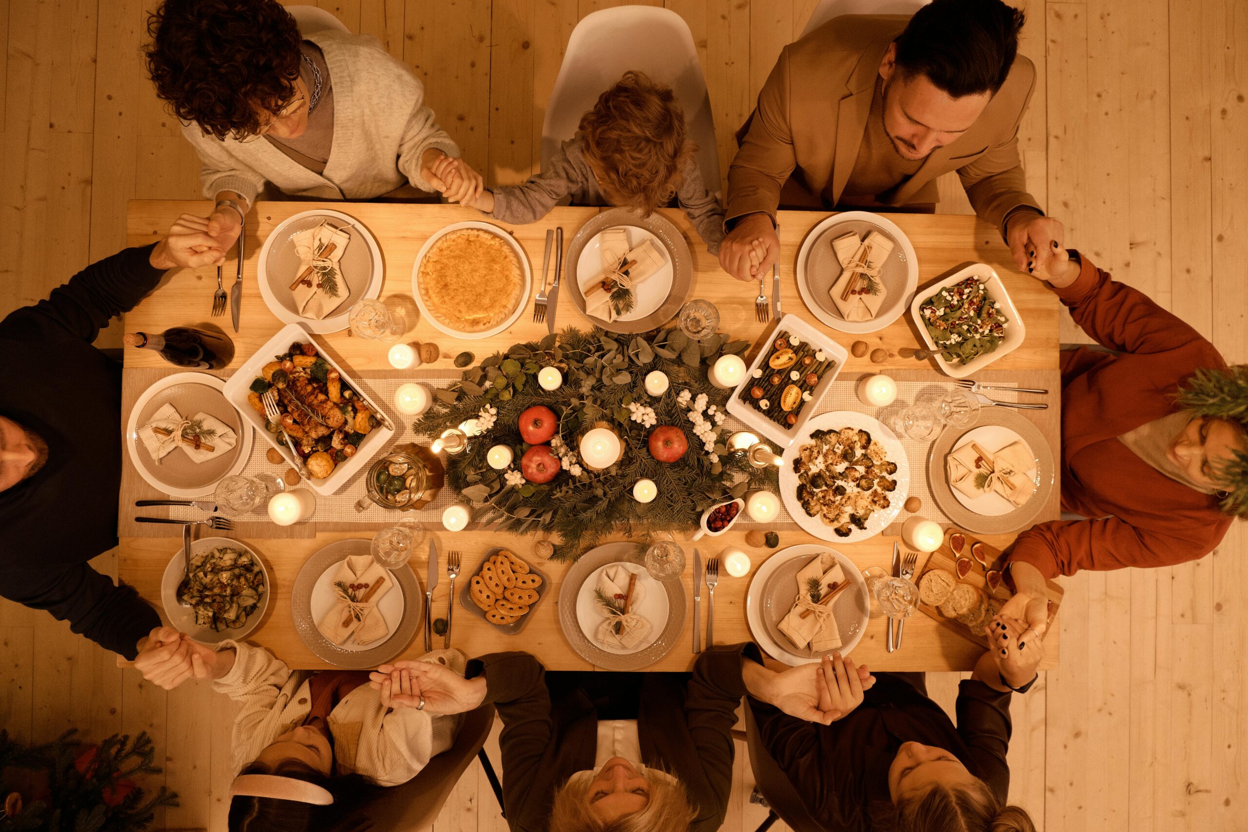 Welche Zutaten brauche ich für ein traditionelles deutsches Weihnachtsessen?