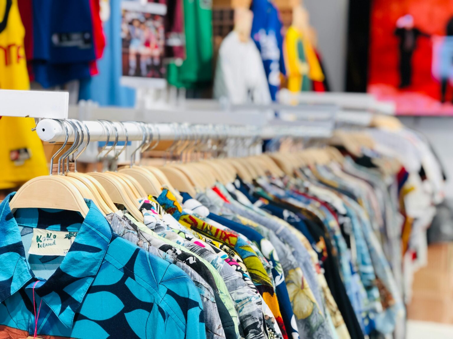 Was sollte ich beim Kauf eines Second-Hand-Designerkleids beachten?