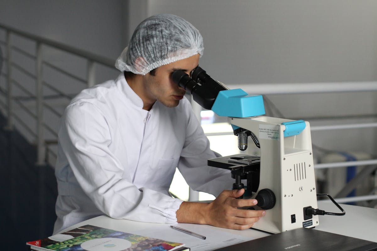 Die Rolle von Reibungsscharnieren beim innovativen Design medizinischer Geräte