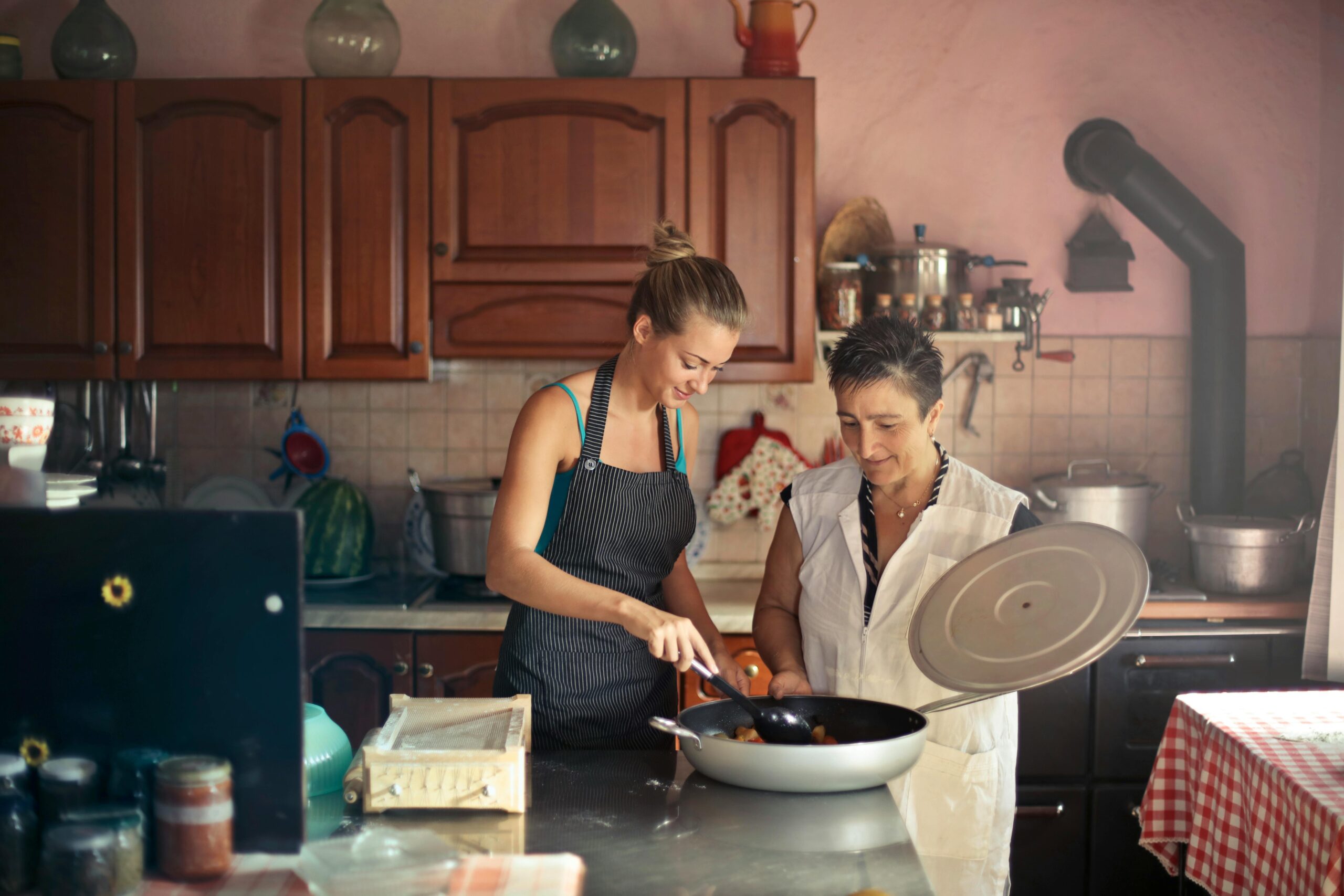 Welche Tricks gibt es, um den Energieverbrauch beim Kochen zu reduzieren?
