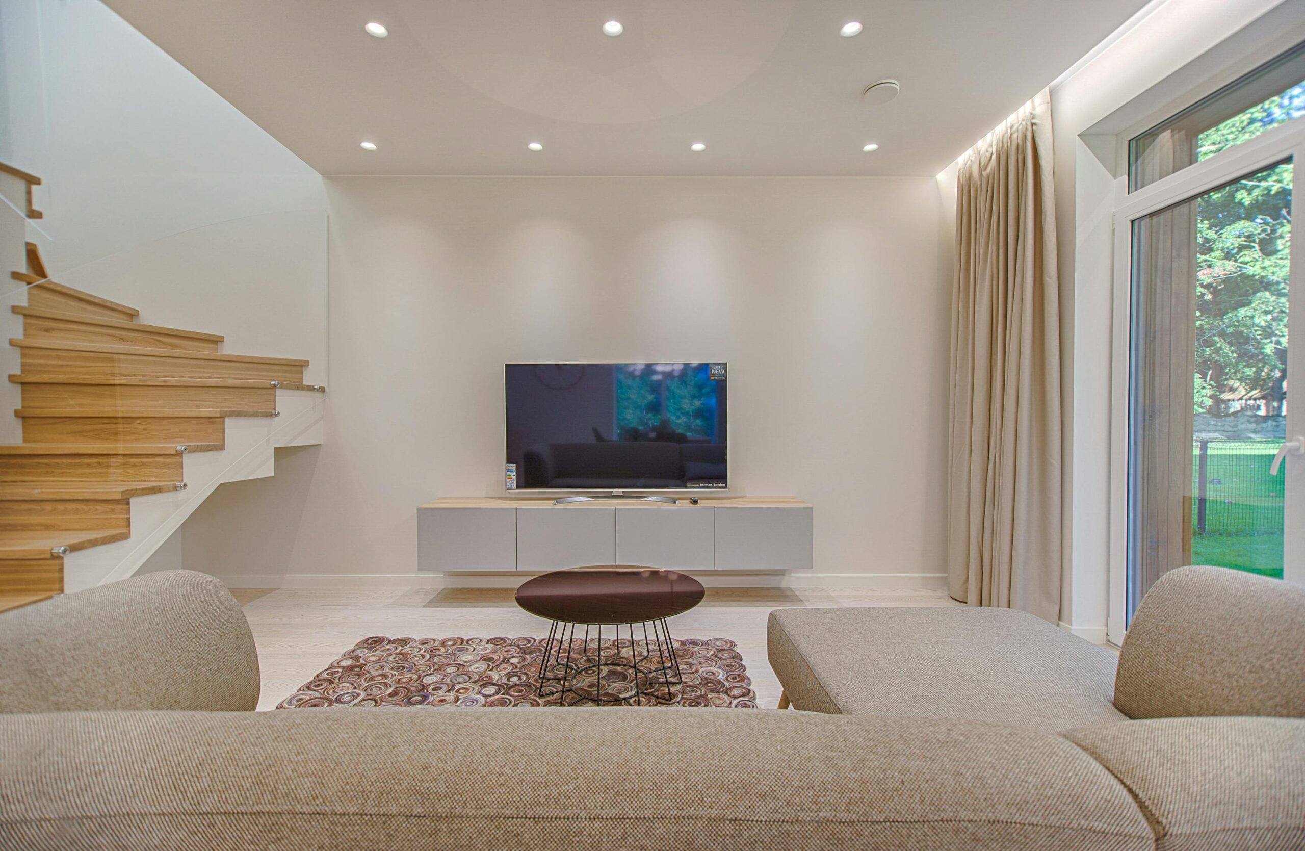 Warum zeigt mein Philips Ambilight TV den Fehlercode "F" an?