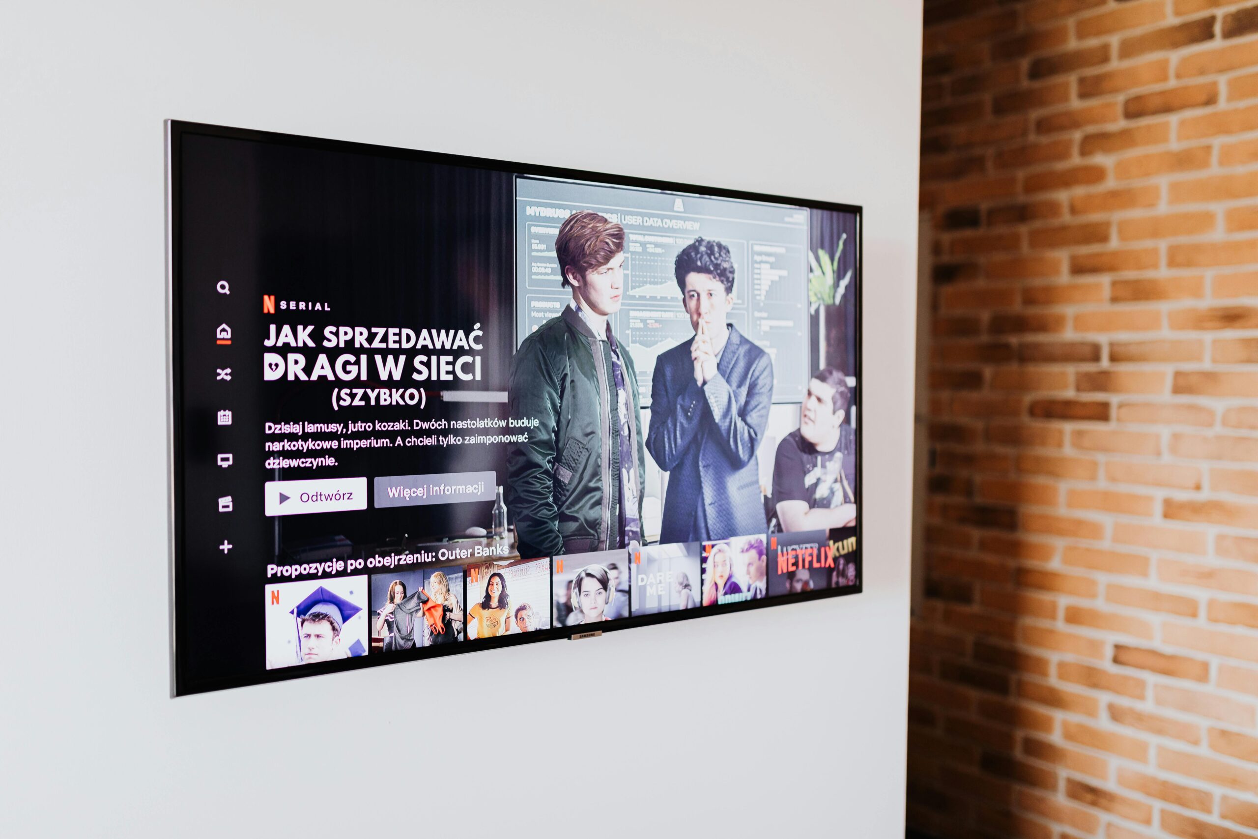 Warum zeigt mein Dell U2718Q Monitor kein Bild mehr an?