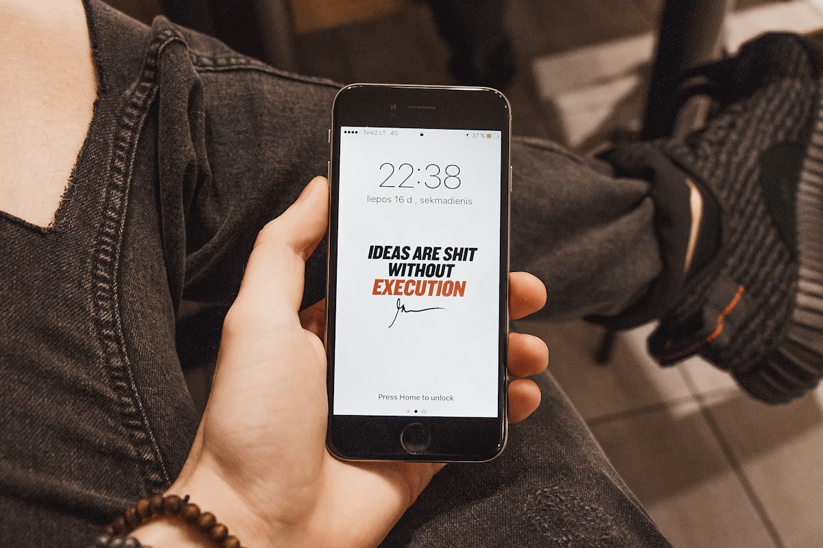iPhone lädt nicht trotz Kabel und Strom