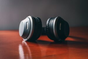 Kopfhörer drücken trotz verstellbarem Bügel