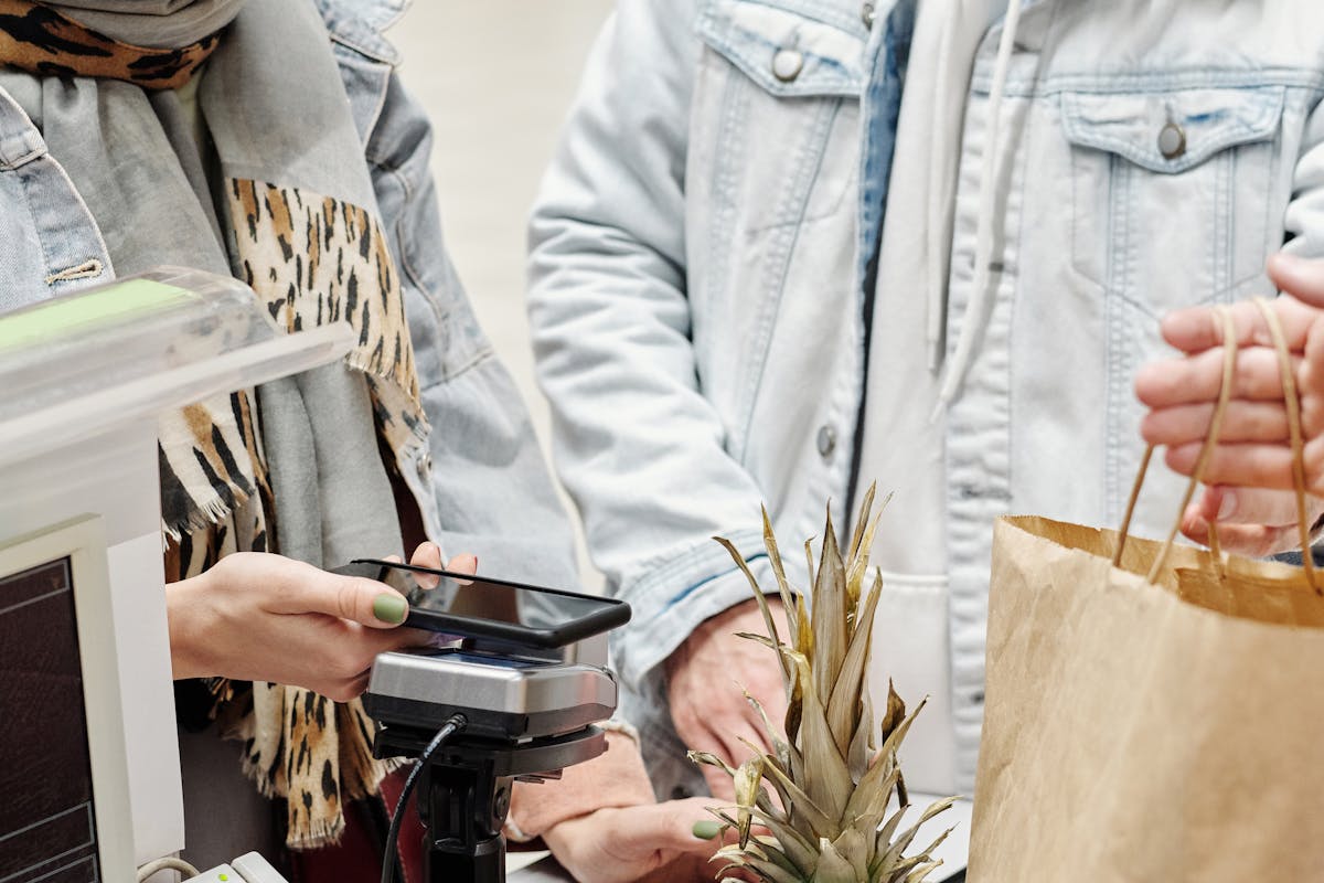 Kreditkarte wird im Ausland nicht akzeptiert 43 Supermarkt akzeptiert kein kontaktloses Bezahlen mehr – ist das erlaubt?