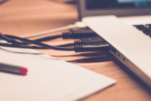 Warum wird mein Laptop-Akku nicht mehr geladen?